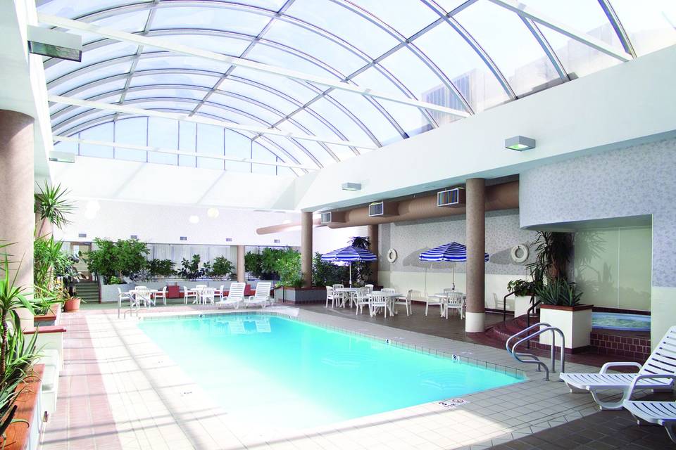 Radisson Bismarck Indoor Pool