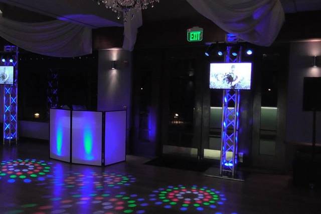 DJ station