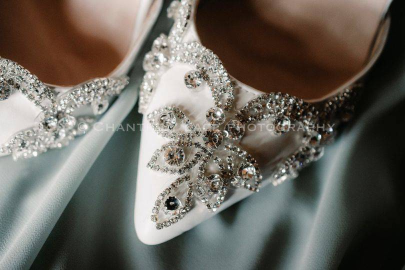 Wedding details - Chantilly Lace Videography