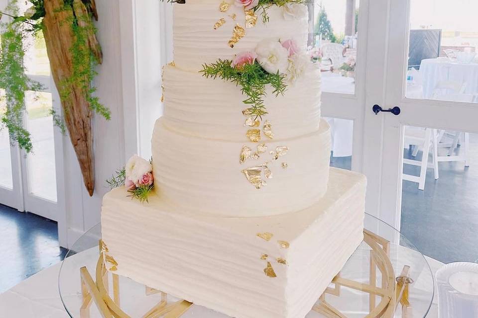 Beautiful cake display