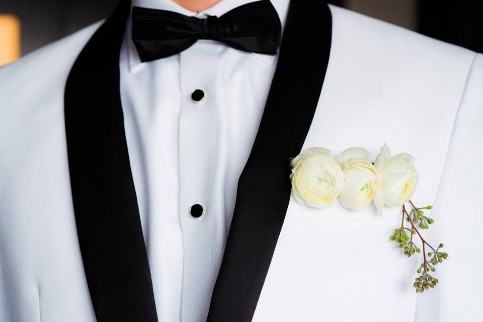 Groom's boutonniere