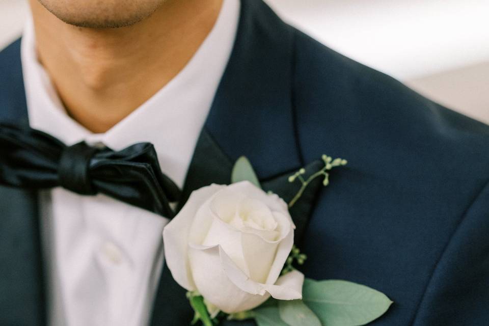 Groom's boutonniere