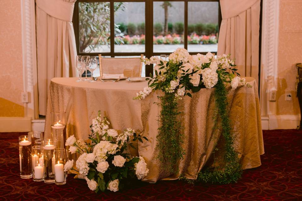 Sweetheart table