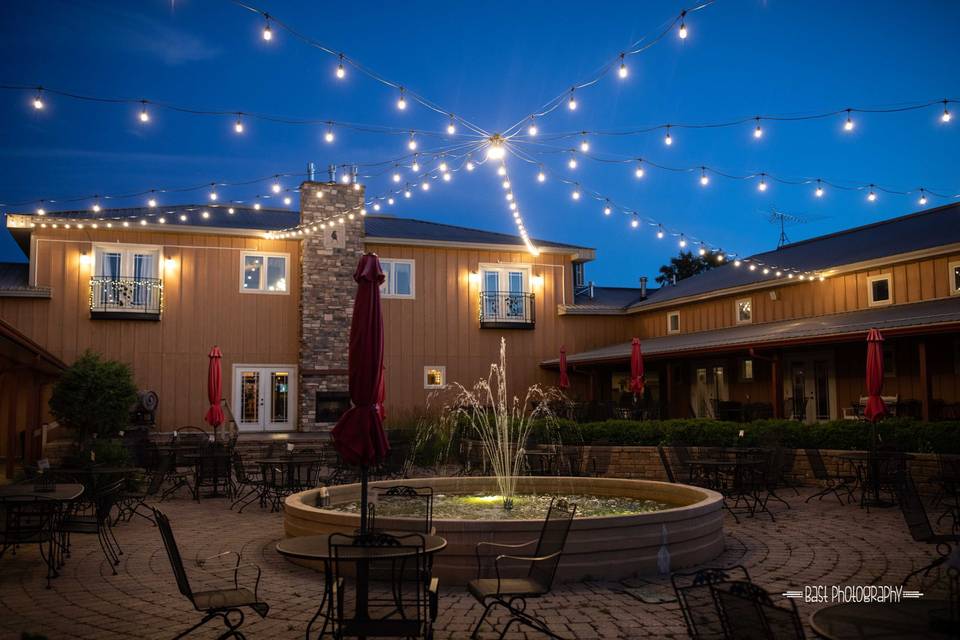 Crow River Winery Courtyard