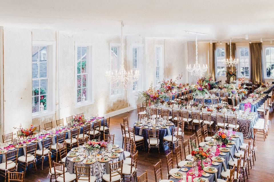 Empire Room 265 Guests