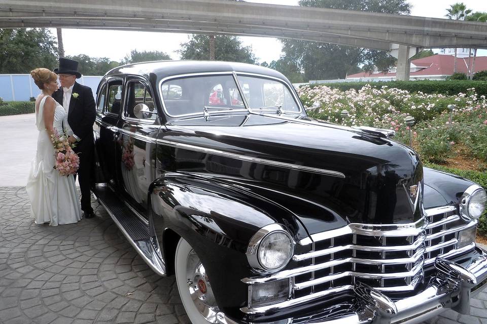 1948 Cadillac Limo6 passenger with driver