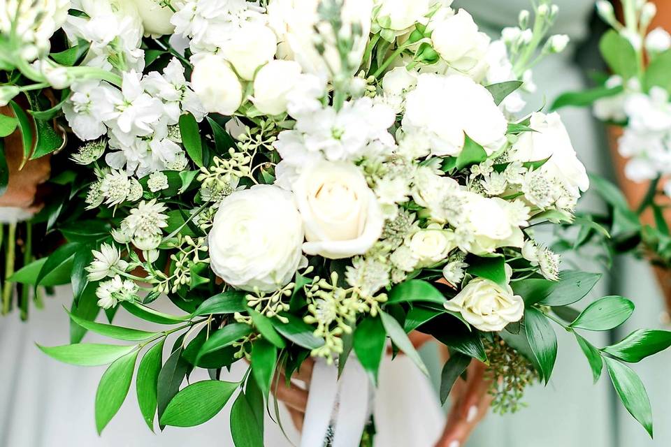Large white bouquet