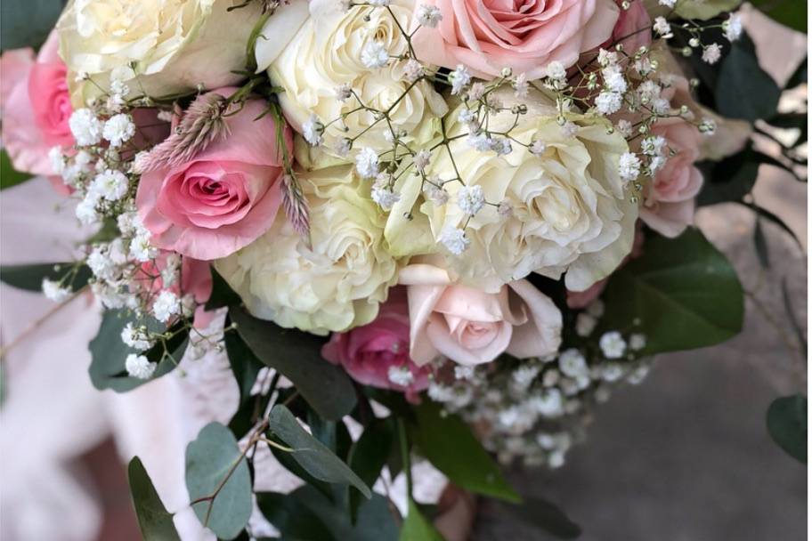 Pink and white bride bouquet
