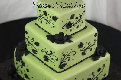 Green & Black Wedding cake