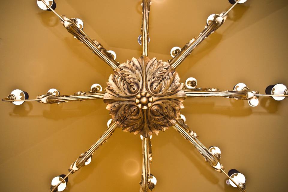 Alcove chandelier