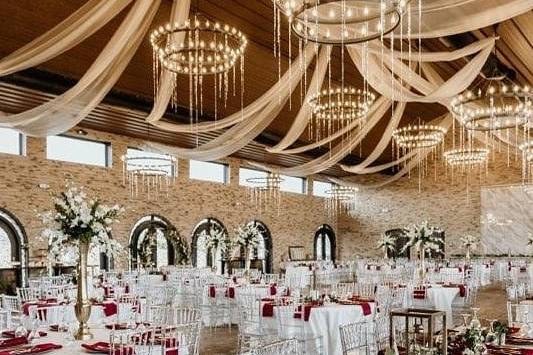 The Barn - Bella Amore - Glass on Enchanted Acres