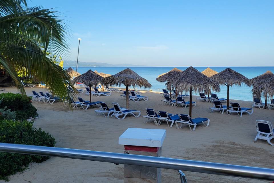 RosevilleTravels LLC