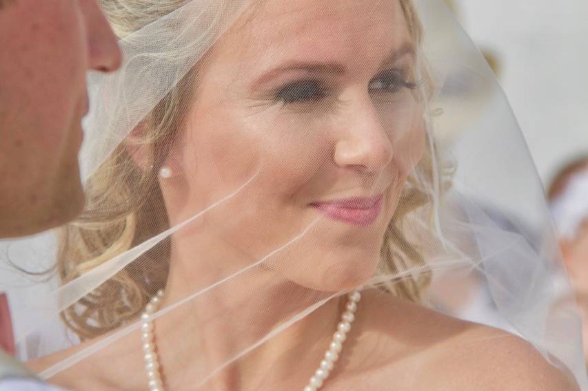Panama City Beach, Destin Florida Destination Beach Wedding by Carolina Wedding Company and Beach Weddings of Florida. Photography by Jeani Waters Photography.