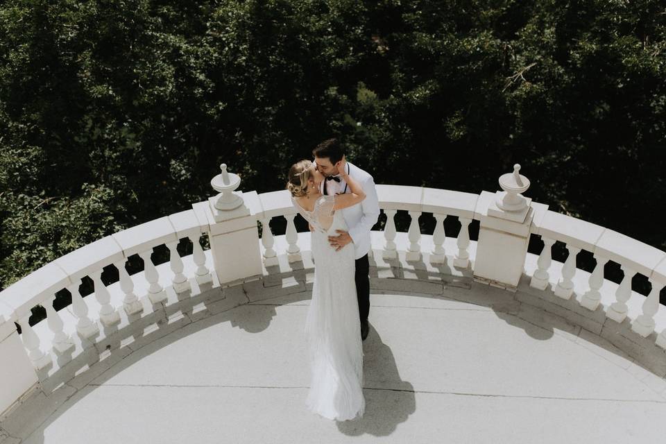 Mansion views of couple