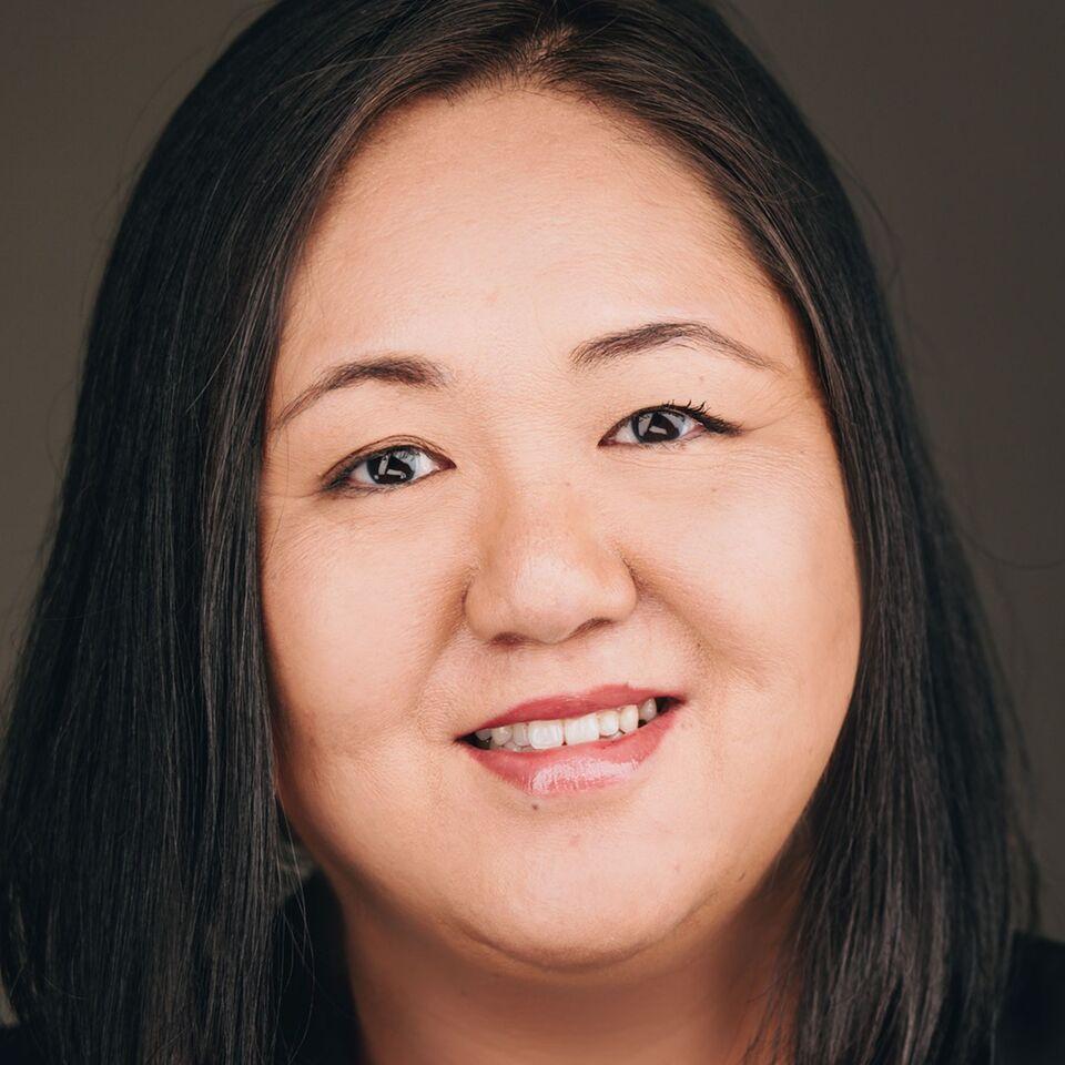 Lenisse Komatsu