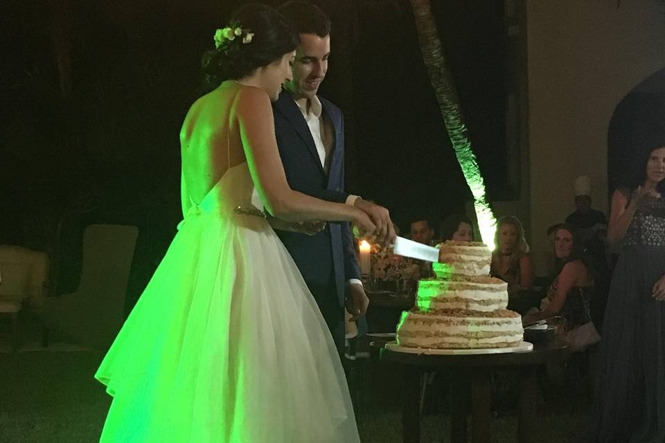 Cake cutting