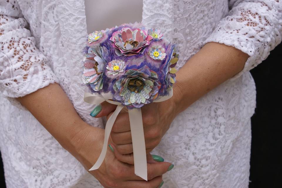 Bride's maid paper bouquet