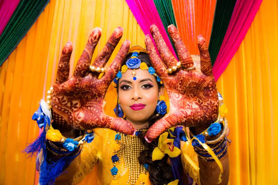Lovely henna art