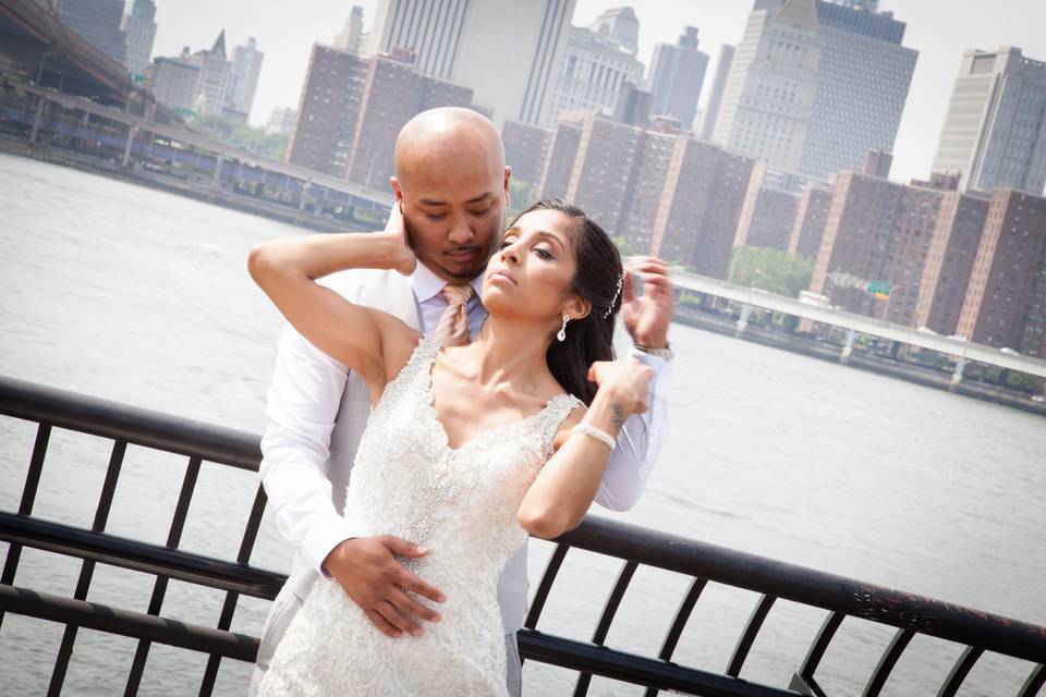 Kiss by the river