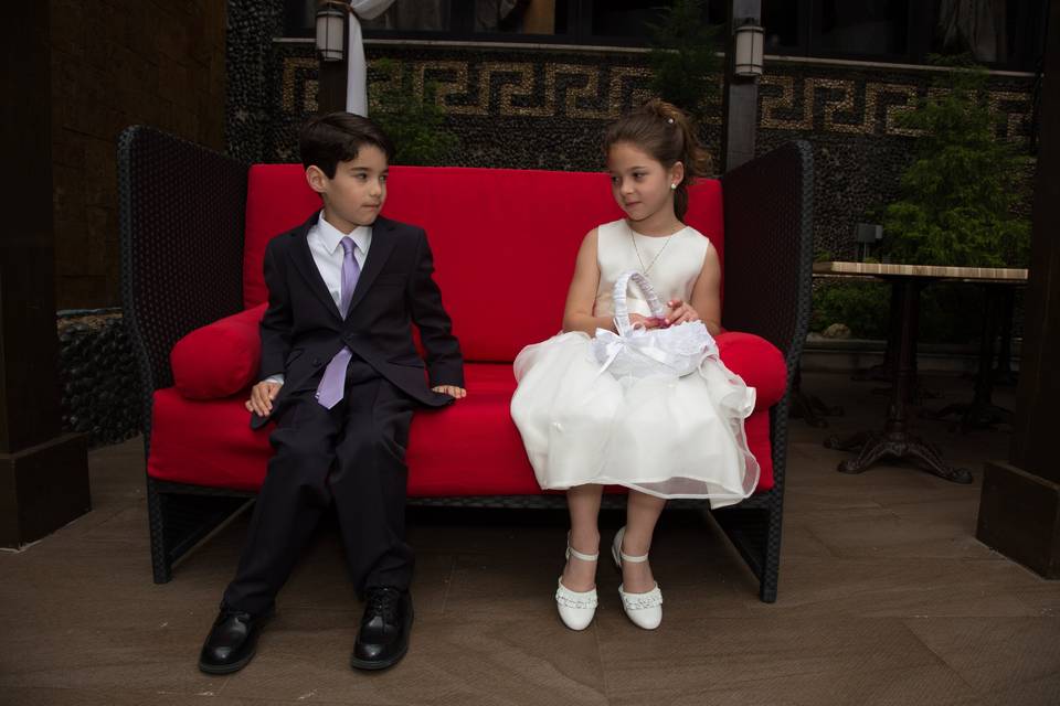Flower girl and ring bearer
