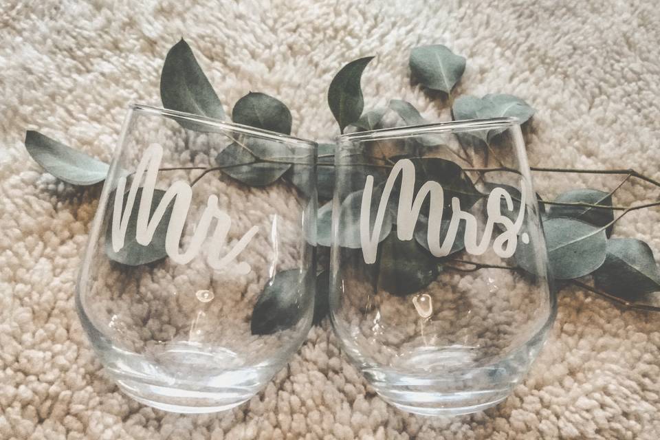 Personalized wine glasses