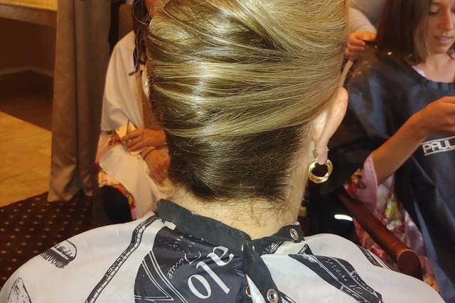 Twisted bun
