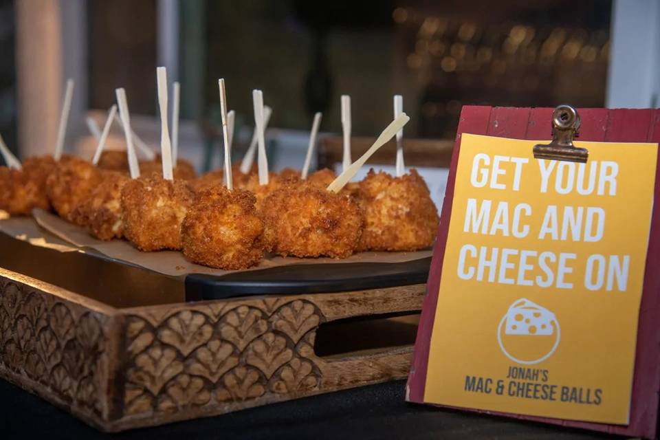 Mac and Cheese Balls