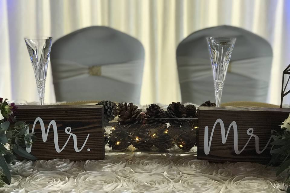 Sweetheart table