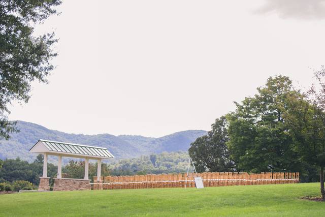 Hidden Valley Country Club