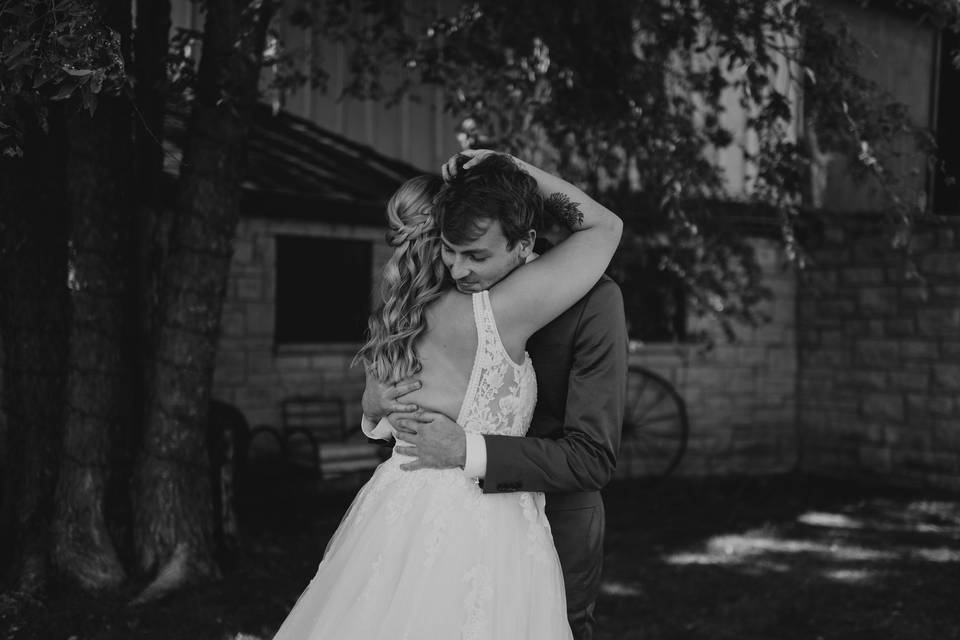 Bride + Groom first look