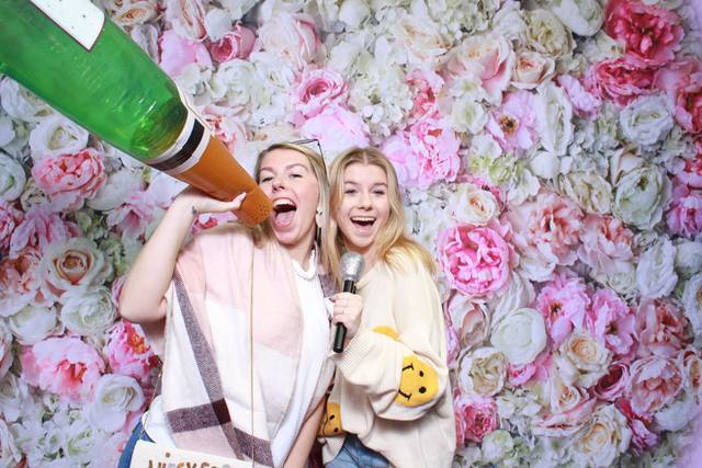 WEDDING EXPO FUN