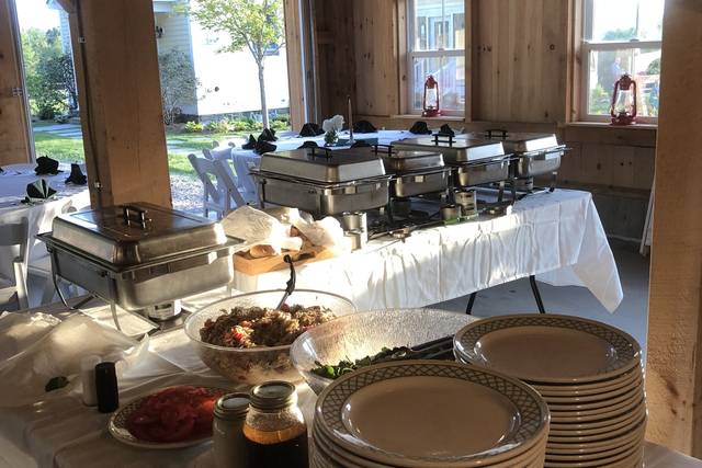 Barn buffet