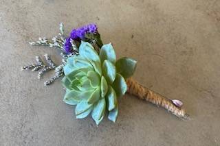 Succulent boutonniere