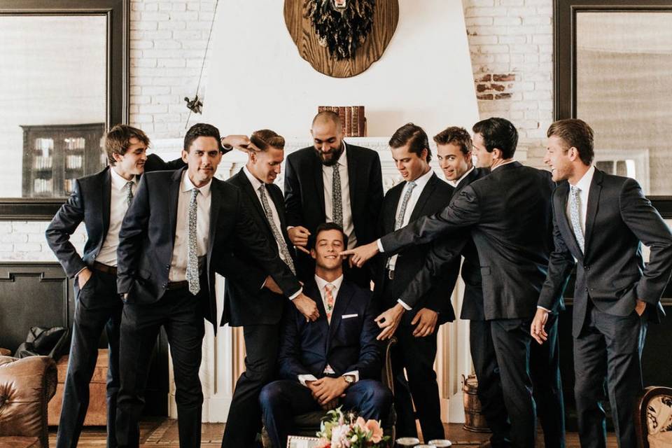 Groom & His Groomsmen