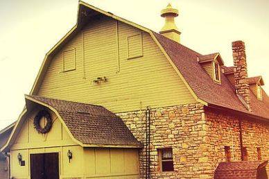 The Yellow Rock Barn