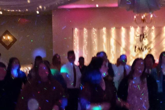 We fill the floor