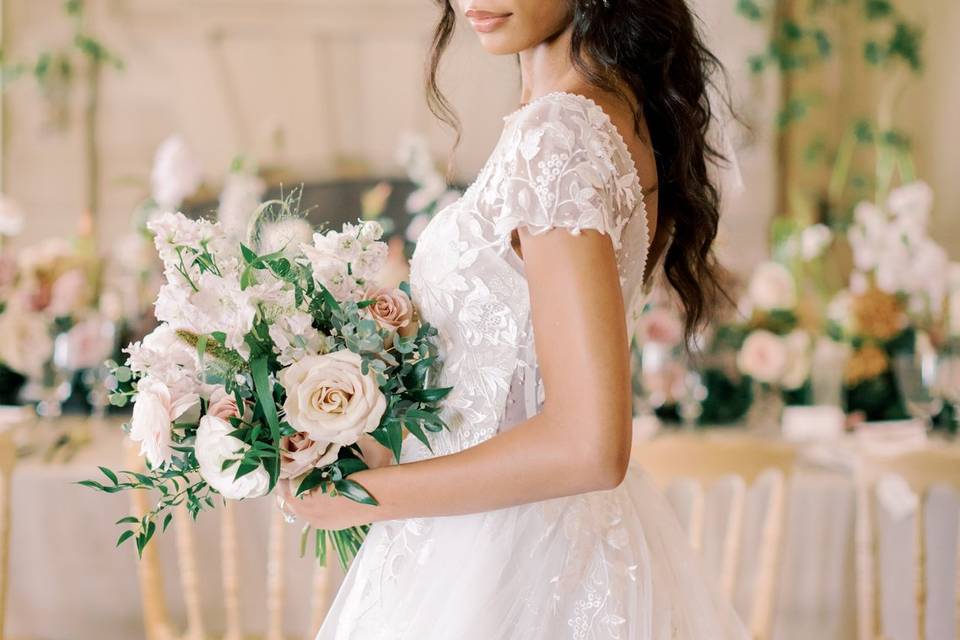 Holding bouquet - Tessa Smith Photography