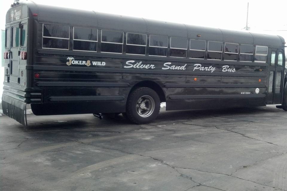 Silver Sand Party Bus / Limousine