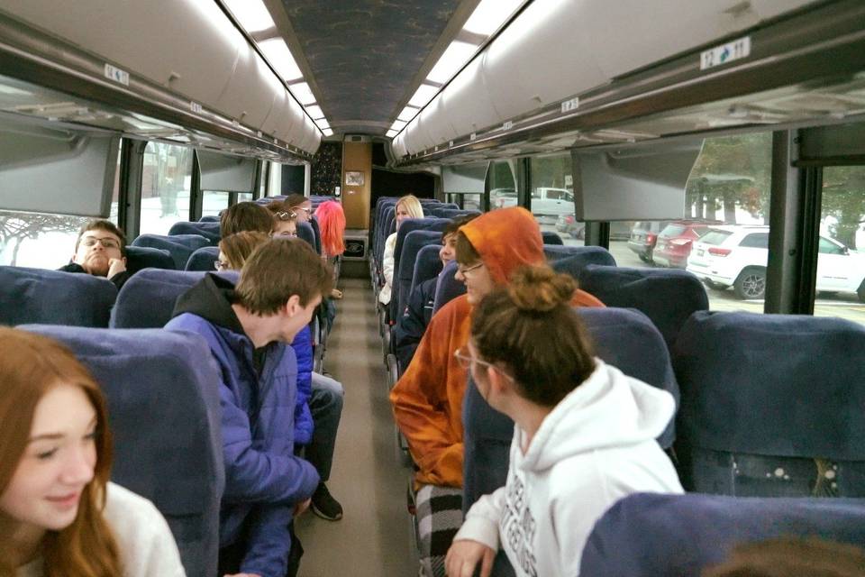 Silver Sand Party Bus / Limousine