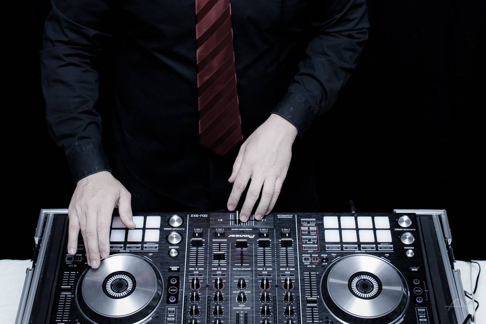 DJ decks