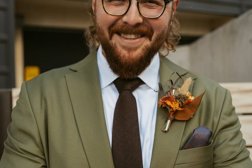 Custom boutonniere w/ crystal