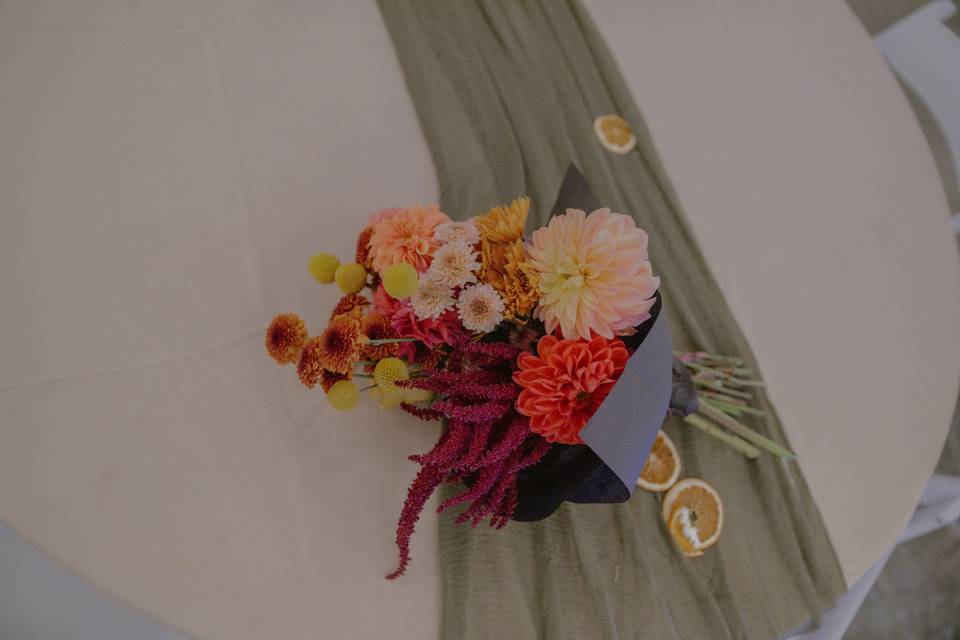 Guest take home bouquet