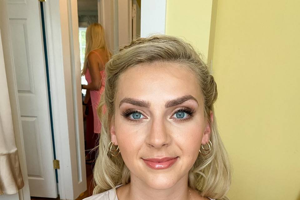 Bridesmaid makeup