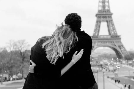 Eiffel tower engagement session