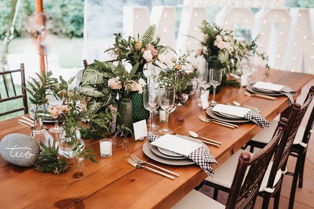 Elegant table - Kelly Stevens Photo