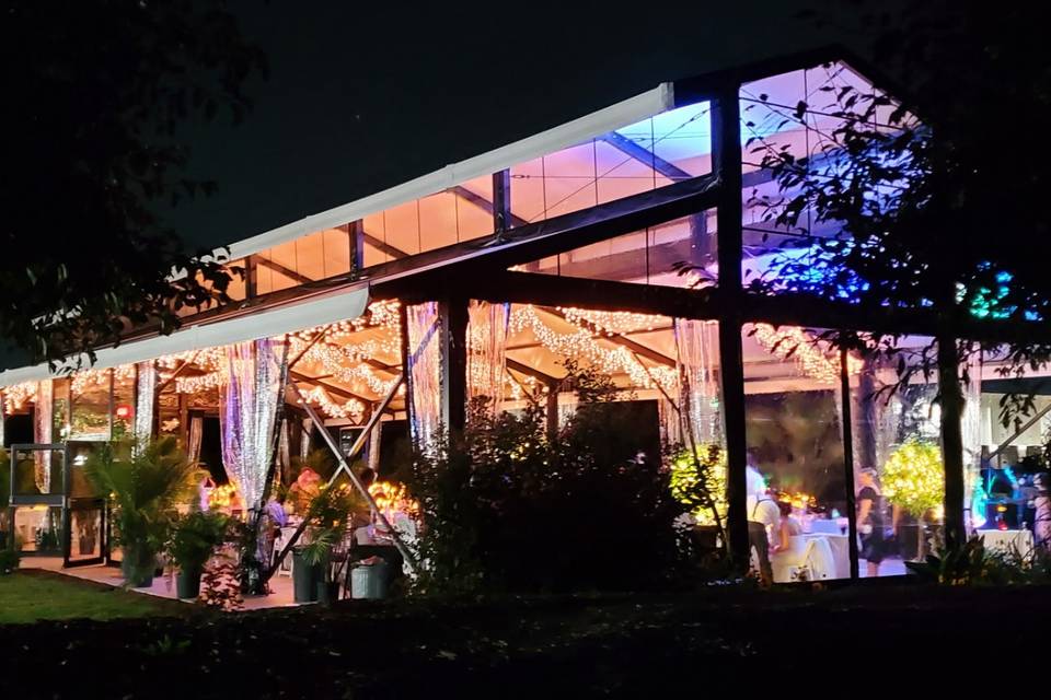 Bennett's Greenhouses, Inc.
