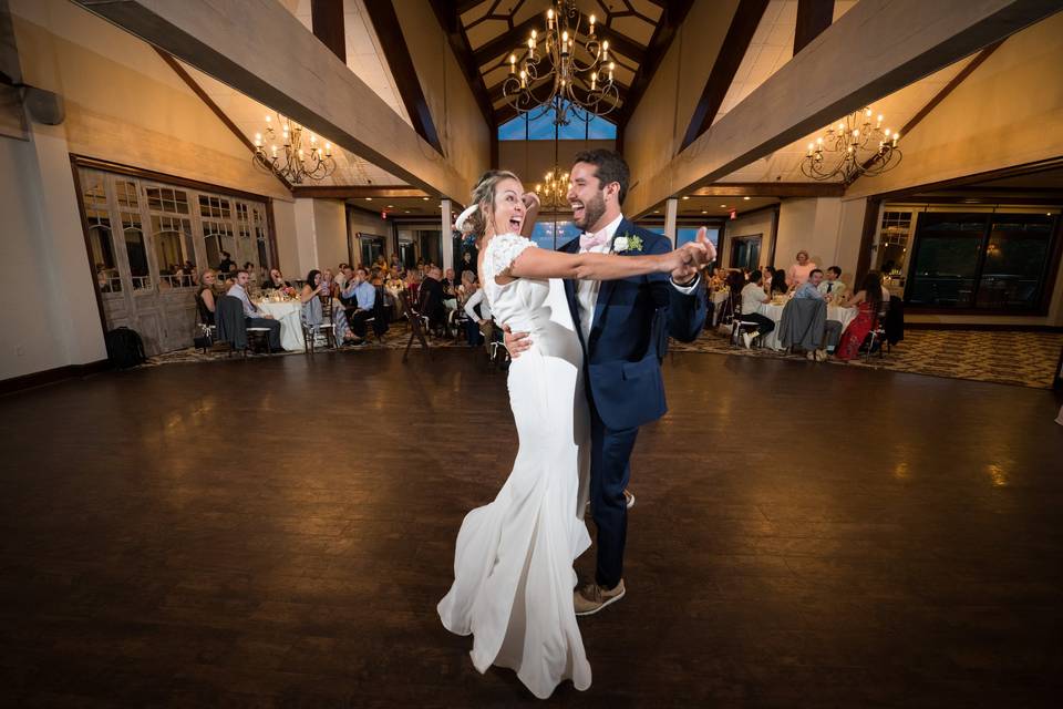 First dance- Mozingo Photograp