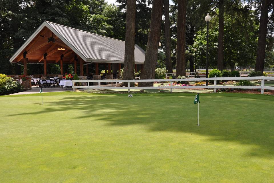 Sah-Hah-Lee Golf Wedding and Events Pavilion - Venue - Clackamas, OR -  WeddingWire