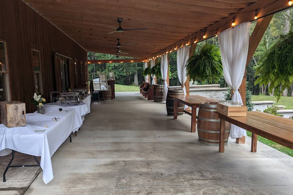 The Barn at Gully Tavern