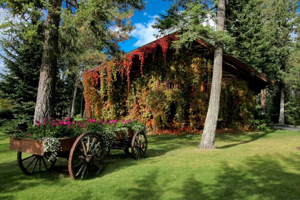 Flathead Lake Lodge